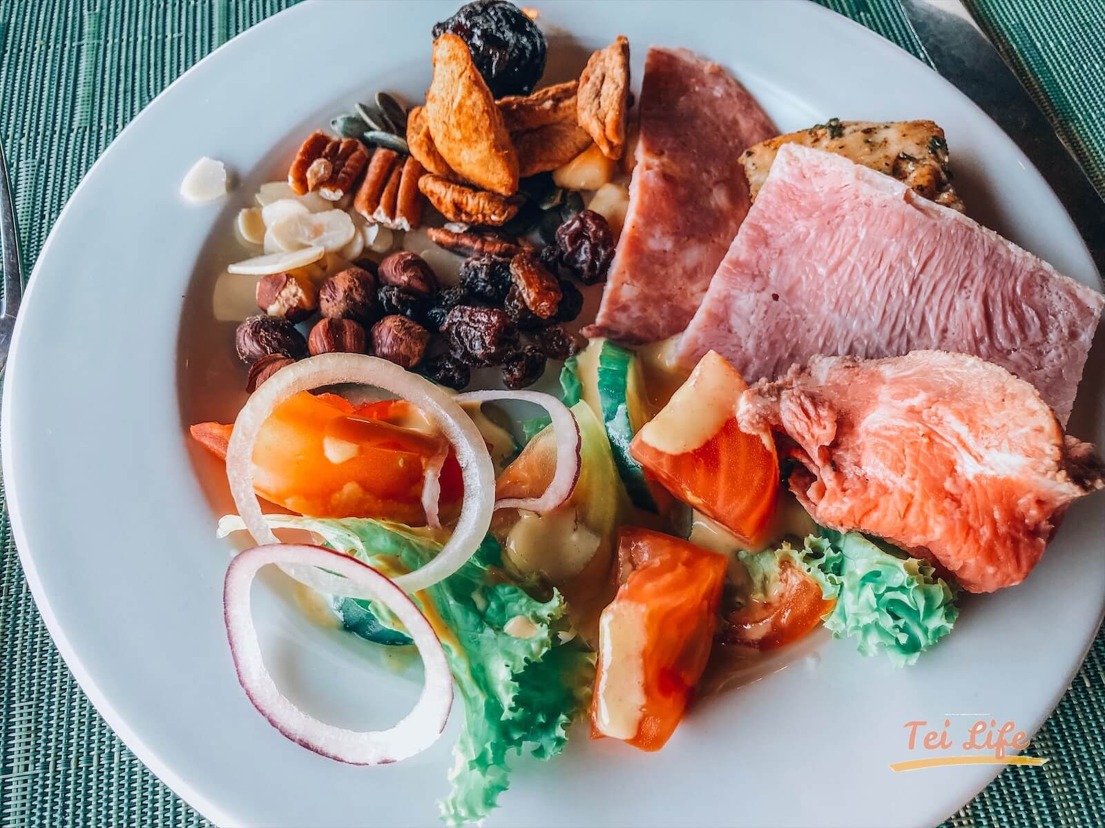 Victoria Falls Safari Lodge